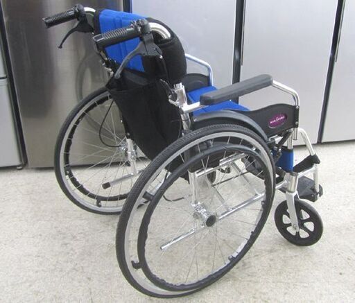 カドクラ 自走式車椅子 A101-AB 折りたたみ 軽量  駐車ブレーキ付き ブルー系 chaps 札幌市北区屯田