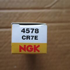 ＮＧＫ　ＣＲ７Ｅ　新品