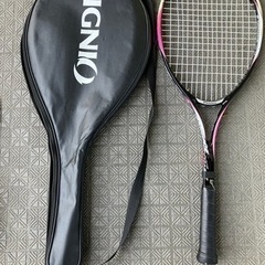 軟式テニスラケット、硬式テニスラケット