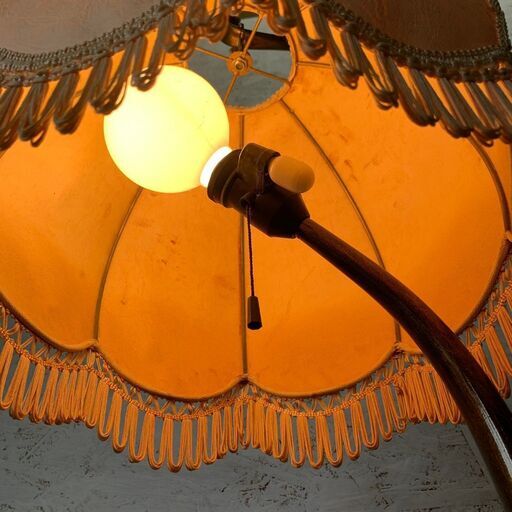 フロアスタンドランプ インテリアライト ガラステーブル付き 間接照明 照明器具 レトロ ヴィンテージ アンティーク