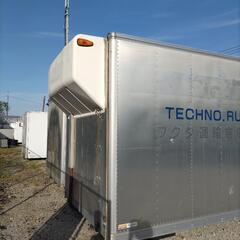 匝瑳市】高さあり 保冷コンテナ 床は木製 (No.Y-266) 長さ約650cm(+