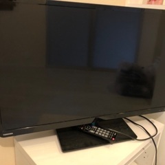 テレビ　32型