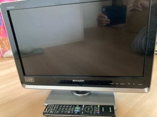 LED 液晶テレビ　SHARP