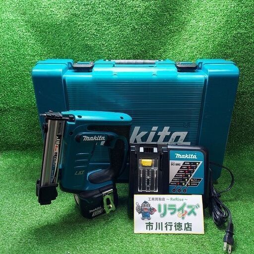 マキタ makita ST420DRF 充電式タッカ 14.4V【市川行徳店】【店頭取引限定】【中古】管理番号：ITV8KOA05DHW