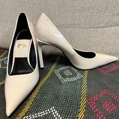 ZARA ザラ　パンプス 美品