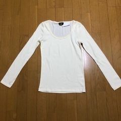 ロングTシャツ　白