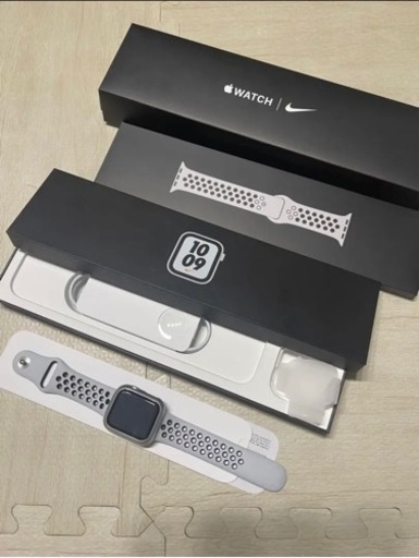 Apple Watch第二世代NIKEコラボ　1週間限定