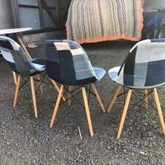 決定しました！　早い物勝ち！イームズチェア  デニム3脚　丸テーブルセット