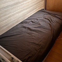 収納付きシングルベッド