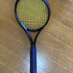 テニスラケット（ヤマハ）中古、まだ未決定