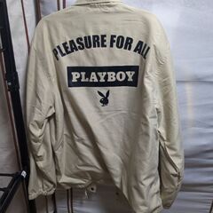 PLAYBOYのコーチジャケット