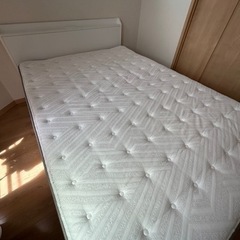 6月13日まで引き渡し【ニトリ】ダブルベッドフレーム・マットレスセット