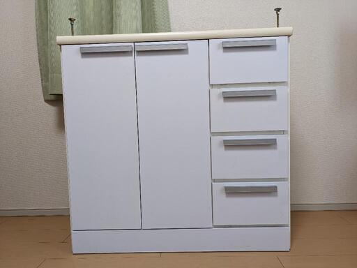 【取引中】カウンター下　収納