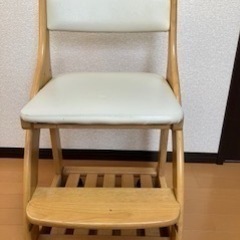 子供デスク用椅子　神奈川県平塚市からです
