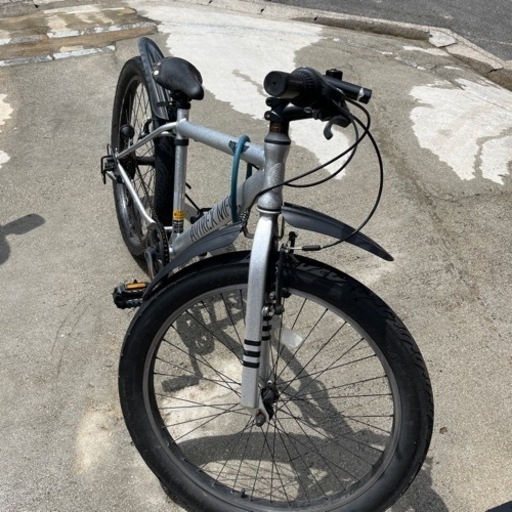 自転車。数日使用。