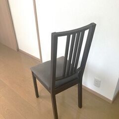 【椅子】イケア（IKEA）製　2脚（椅子カバー2枚付き）／未開封