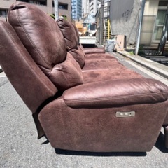 SALE!! (A-a27) ￥19800(税込) リクライニング電動ソファ 3人掛け