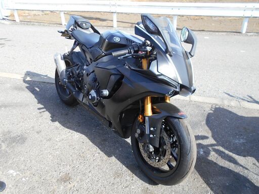 YAMAHA YZF-R1(2019) 逆車 バックステップ付き YAMAHA YZF-R1(2019) 逆車 バックステップ付き
