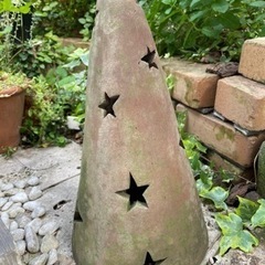 テラコッタ　ガーデンオブジェ　円錐　スター星