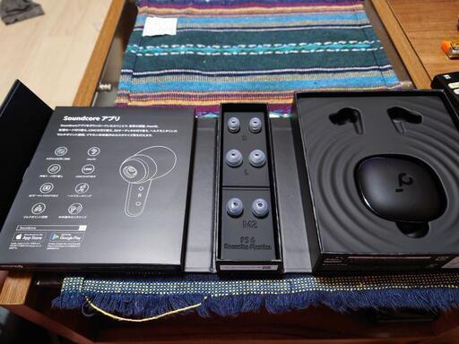 Soundcore Liberty 4　ケース付き