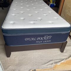 【値下げ】ニトリ製 シングルベット デュアルポケット ハイグレードセット