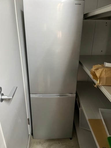 IRIS冷凍冷蔵庫 231L シルバー
