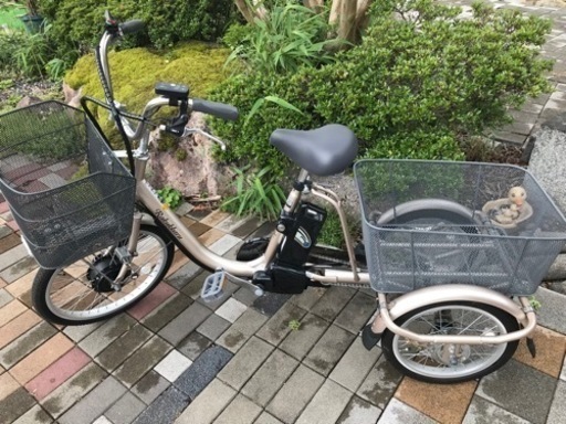 （取引終了）ラクッカル電動三輪自転車