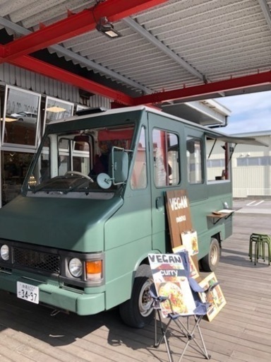 クイックデリバリー　キッチンカー