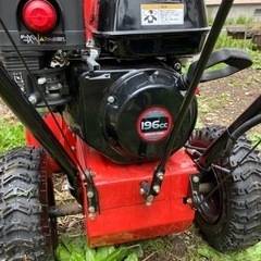 取り引き中　アストロ　除雪機美品、携行缶付き‼︎