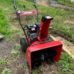 取り引き中 アストロ 除雪機美品、携行缶付き‼︎