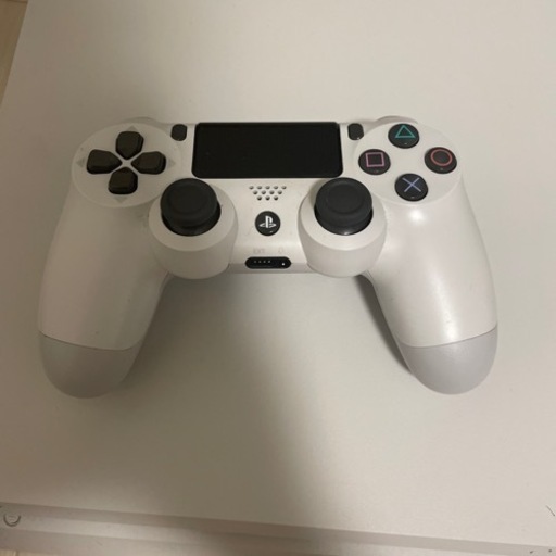 PlayStation 4 グレイシャー・ホワイト 500GB (CUH-2200AB02) 