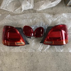 トヨタ 16系アリストLEDテールランプ 4ピースセット