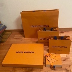 LOUIS VUITTON等 ブランドの紙袋や空き箱