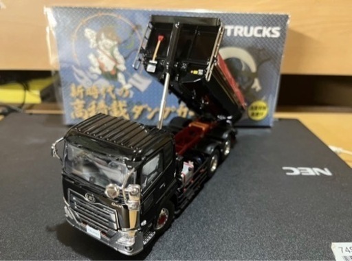 限定UDトラックス クオンパーフェクト　1/43 カラー:黒 限定UDトラックス クオンパーフェクト 1/43 カラー:黒