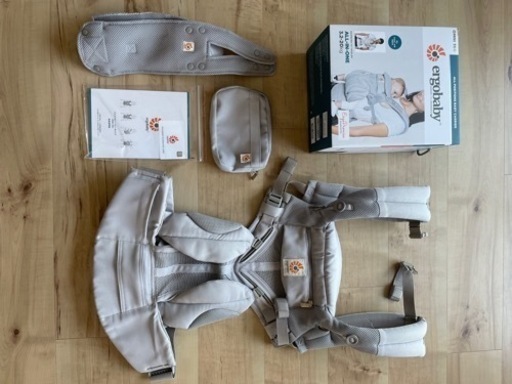 箱・保証書付　美品ErgoBaby Omni360 CoolAirMeshグレー