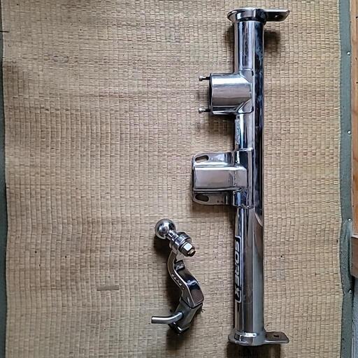 ランクル200 ヒッチメンバー ファクトリーウォーレンドロータイト