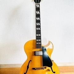 Archtop Tribute  アーチトップトリビュート AT102