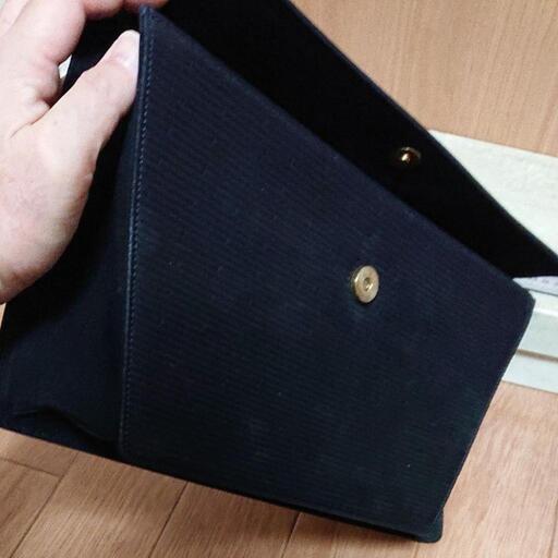 ブラック クラッチバッグ スウェード | ptpnix.co.id