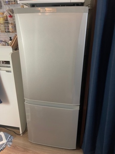 高質 【引渡し予定済】冷蔵庫　三菱　146L 冷蔵庫