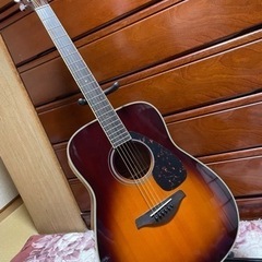 ギター　YAMAHA FG720S