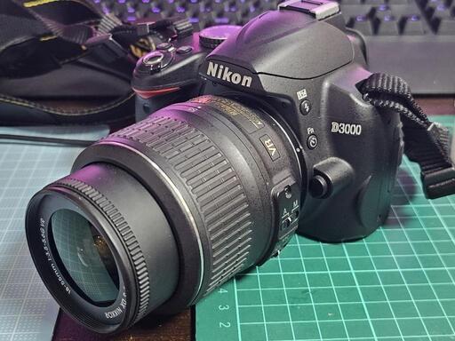 【交渉中】Nikon D3000 中古 ショット数123回