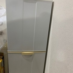 冷蔵庫（138L）無料にて差し上げます！