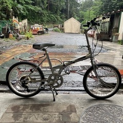 【Ｙ1098】折り畳み　ジャイアント　20インチ　前後タイヤ新品　17,100円（防犯・税込）