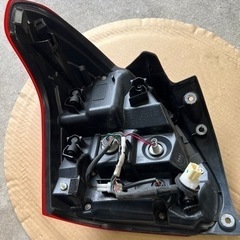 スズキ スイフト純正テールランプ　左右