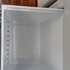店長特別値引き★ジモティ割あり★ Hisense 冷蔵庫 154L 21年製 動作確認／クリーニング済み TJ670 店長特別値引き☆ジモティ割あり☆ Hisense 冷蔵庫 154L 21年製 動作確認／