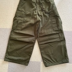 5月31日まで。スーパーワイドカーゴパンツ・カラーOLIVE 