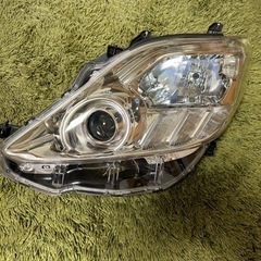 20アルファード前期　グレードG.X ライト　グリル