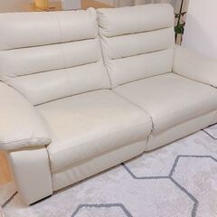 【本革 3人掛け電動ソファ＋レザーケアキット付き】