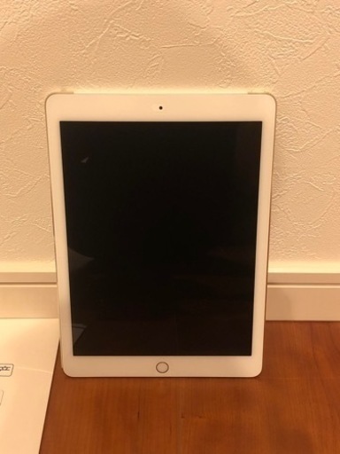 Apple iPad Air 2 Wi-Fi＋Cellularモデル 16GB ゴールド　交換用新品バッテリー付　MH1C2J/A