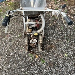 自走式肥料散布機(農機具)